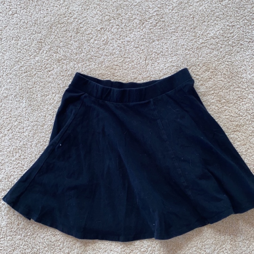Black skater skirt